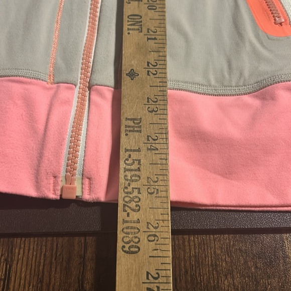 Rare Lululemon coral reflective define jacket - Picture 8 of 9